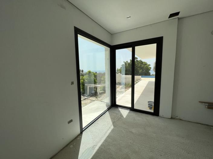 Image No.12-Villa for sale