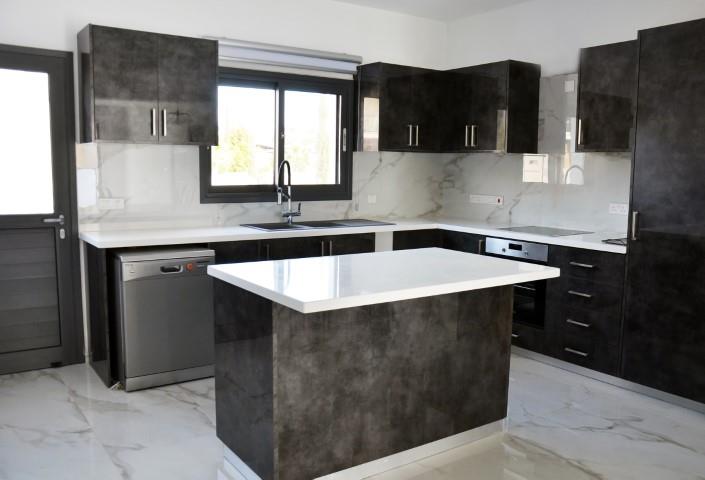 Image No.13-3 Bed Villa for sale