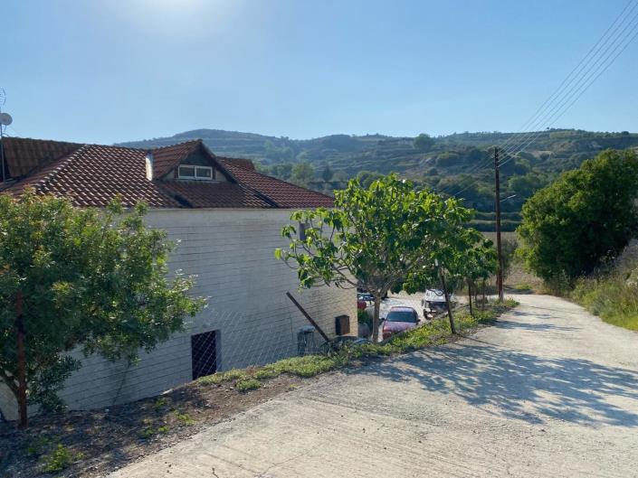 Image No.2-Maison de 3 chambres à vendre à Stroumpi