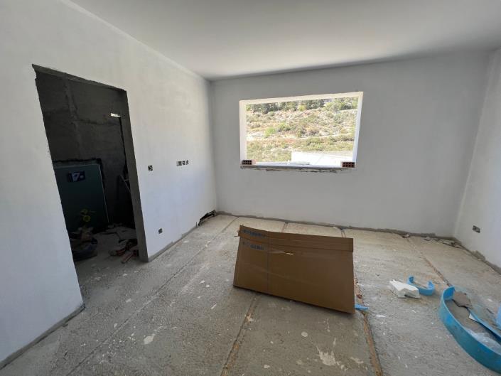 Image No.10-Villa for sale