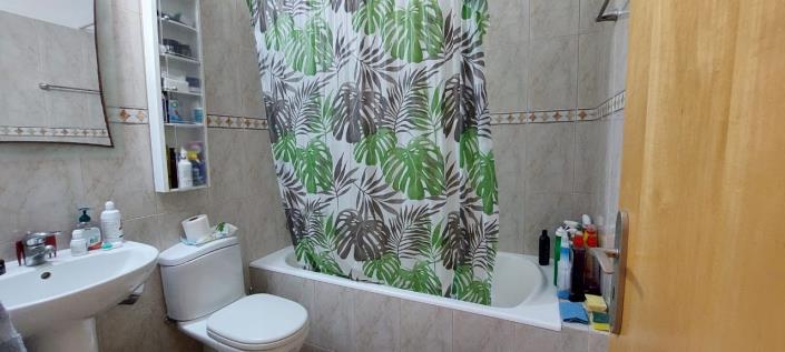 Image No.18-2 Bed Apartment for sale