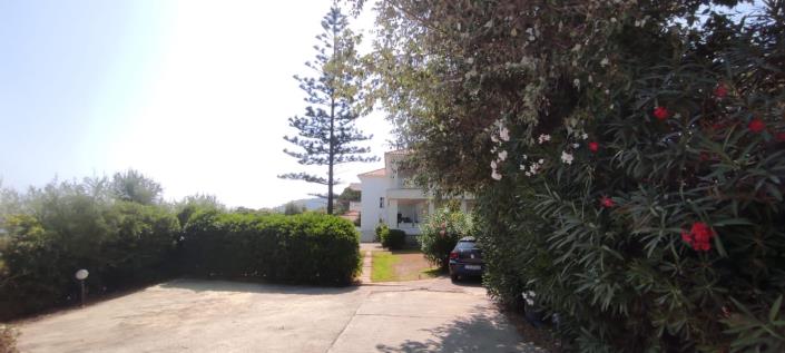 Image No.17-Villa / Détaché de 8 chambres à vendre à Zante