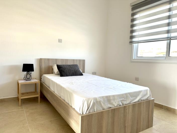 Image No.11-2 Bed Townhouse for sale