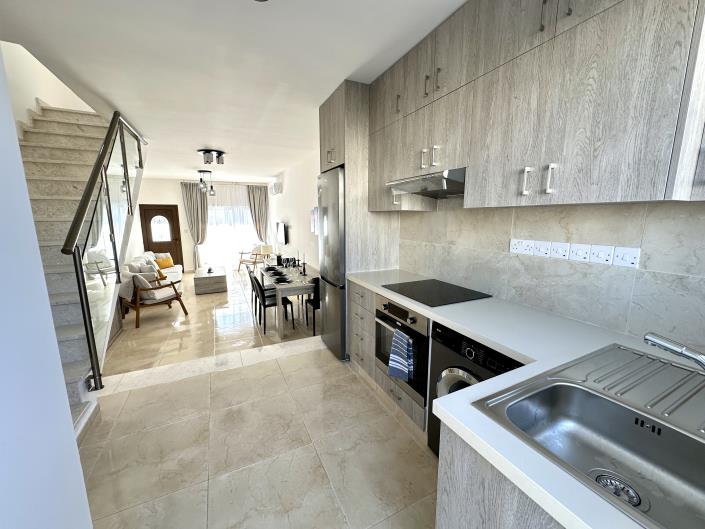 Image No.23-2 Bed Townhouse for sale