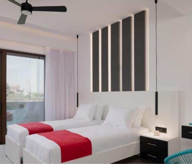 Image No.2-4 Bed Villa for sale