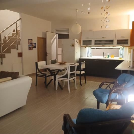 Image No.53-3 Bed Maisonette for sale