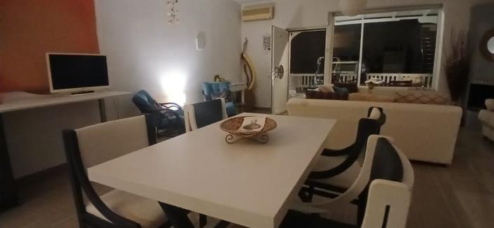 Image No.56-3 Bed Maisonette for sale