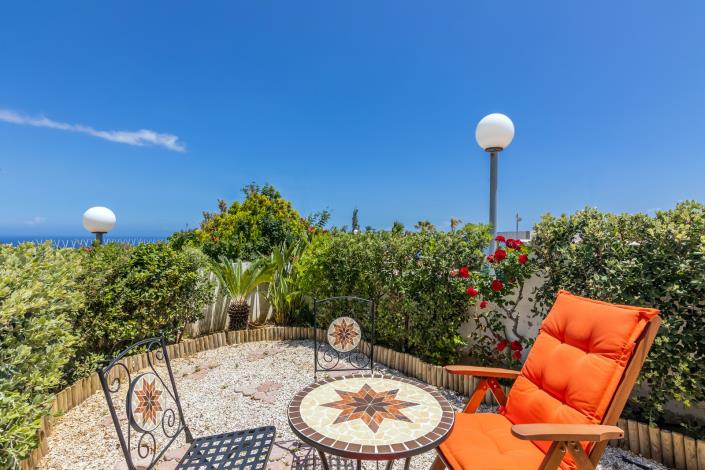 Image No.2-Appartement de 2 chambres à vendre à Agia Pelagia