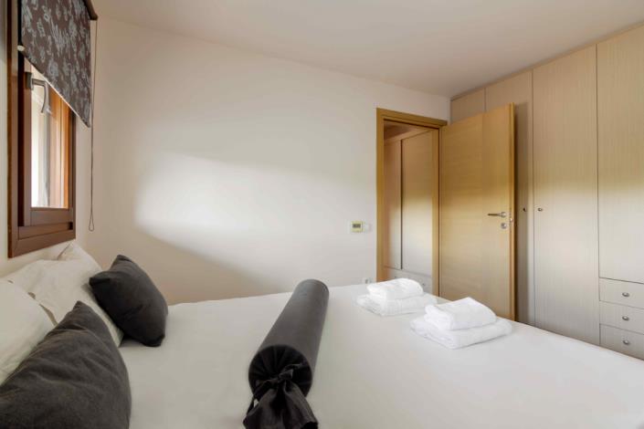 Image No.14-7 Bed Villa for sale