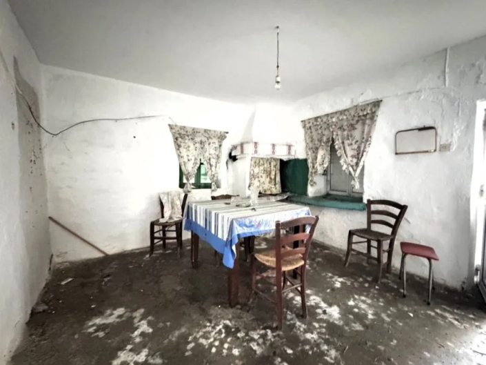 Image No.3-2 Bed House for sale