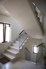 IMG-09c4d45e525075b98f5f09f01ef3a6d3-V