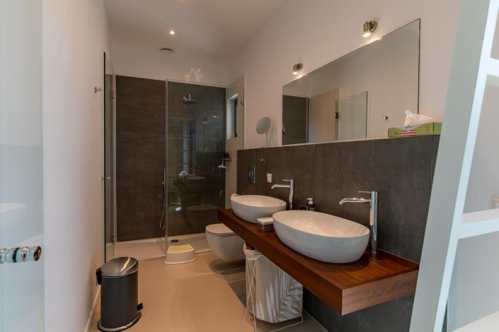 Image No.21-2 Bed Villa / Detached for sale