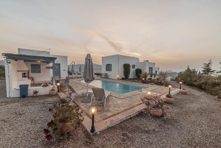 Image No.14-3 Bed Villa / Detached for sale