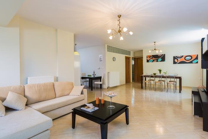 Image No.10-4 Bed House/Villa for sale