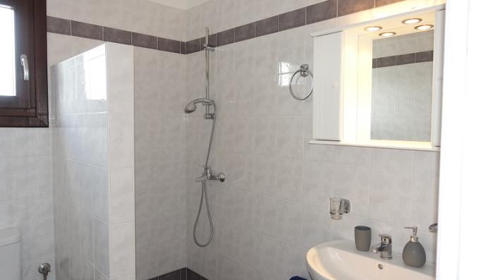 Image No.12-2 Bed Villa for sale