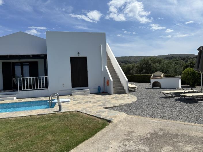 Image No.19-2 Bed Villa for sale