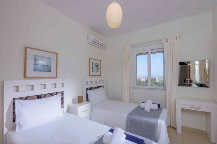 Image No.16-2 Bed Villa for sale