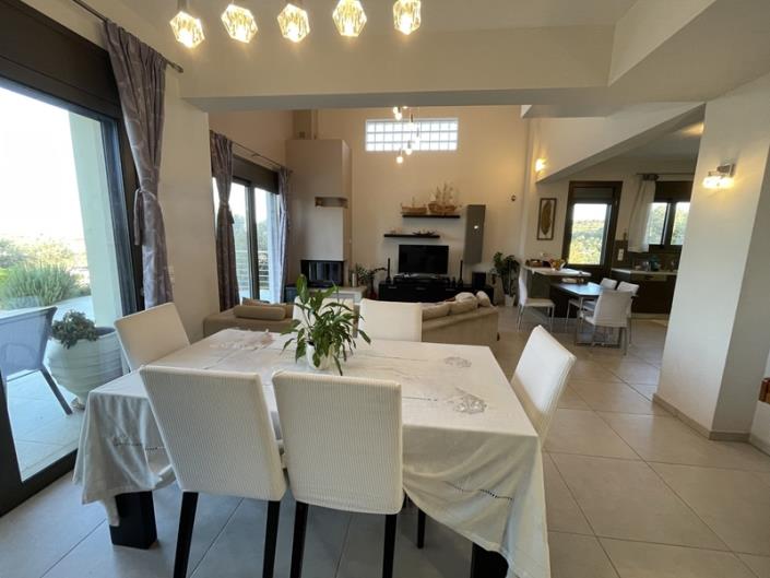 Image No.8-Villa / Détaché de 4 chambres à vendre à Adele