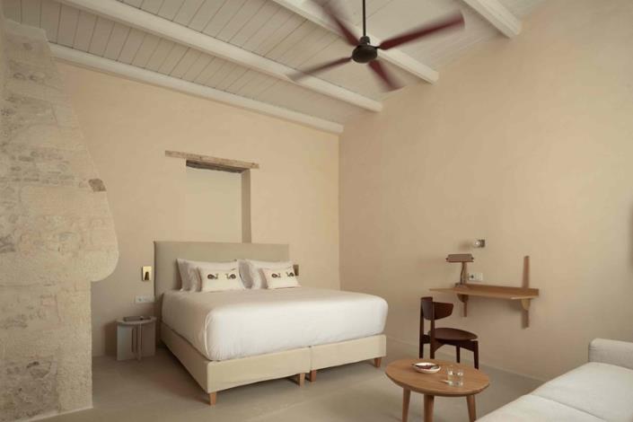 Image No.6-3 Bed Commercial for sale