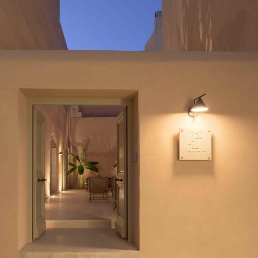 Image No.19-3 Bed Commercial for sale