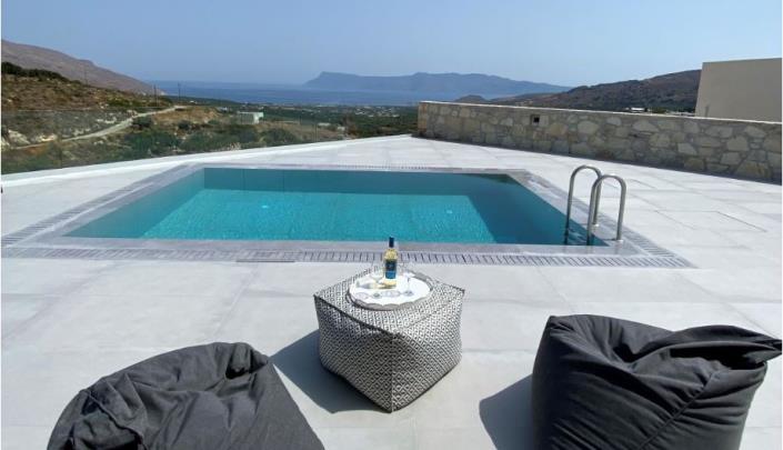 Image No.23-Villa de 6 chambres à vendre à Kissamos