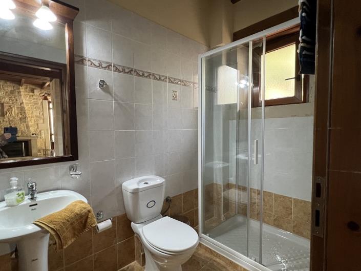 Image No.14-3 Bed Villa / Detached for sale