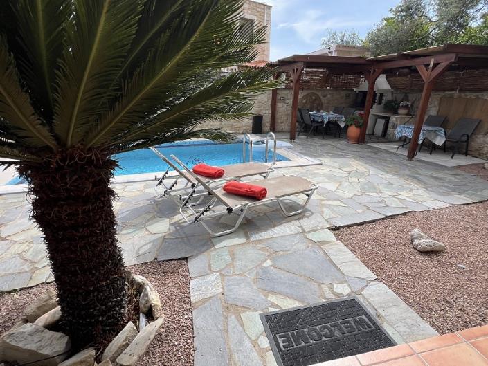 Image No.21-3 Bed Villa / Detached for sale