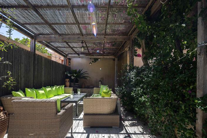 Image No.32-4 Bed Village House for sale