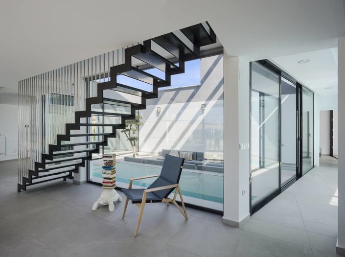 Image No.4-4 Bed Villa for sale