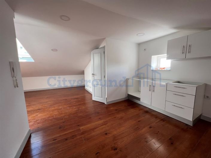 Image No.4-Appartement de 2 chambres à vendre à Lisbon