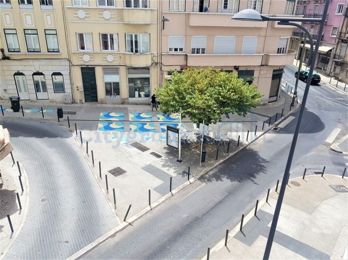 Image No.8-Appartement de 4 chambres à vendre à Lisbon