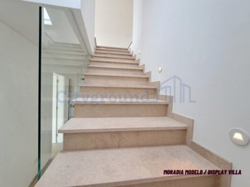 id3f8f7501-0000-0500-0000-000015a695f9