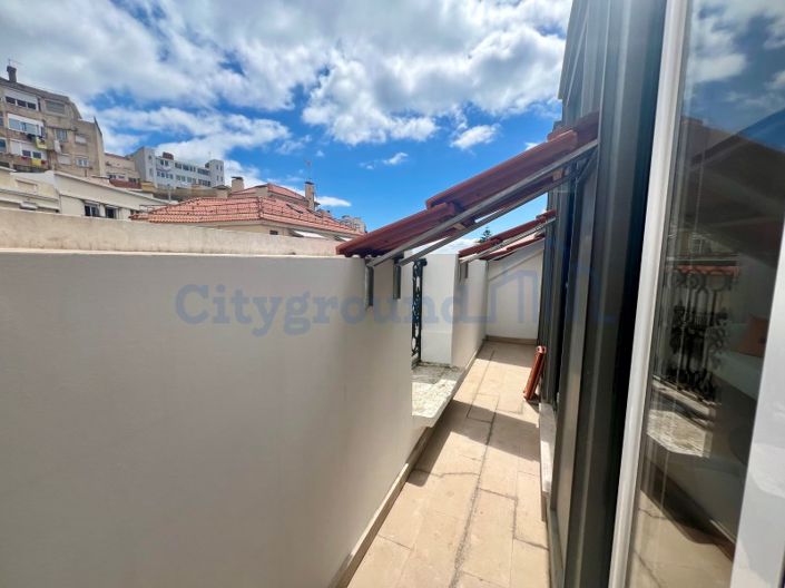 Image No.2-Appartement de 2 chambres à vendre à Lisbon