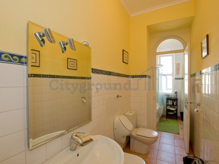 Image No.22-Appartement de 6 chambres à vendre à Lisbon