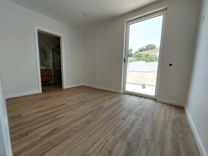 Image No.18-Villa de 4 chambres à vendre à Caldas da Rainha