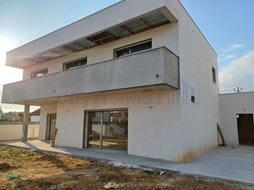 id82898201-0000-0500-0000-000015d23c36