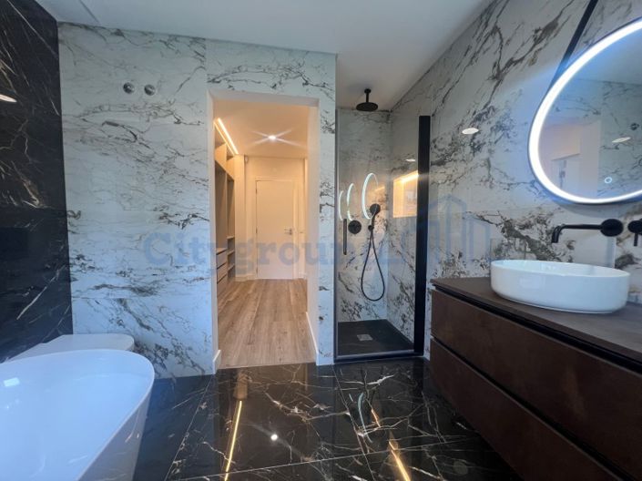 Image No.22-Maison de 4 chambres à vendre à Almada