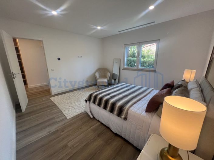 Image No.26-Maison de 4 chambres à vendre à Almada