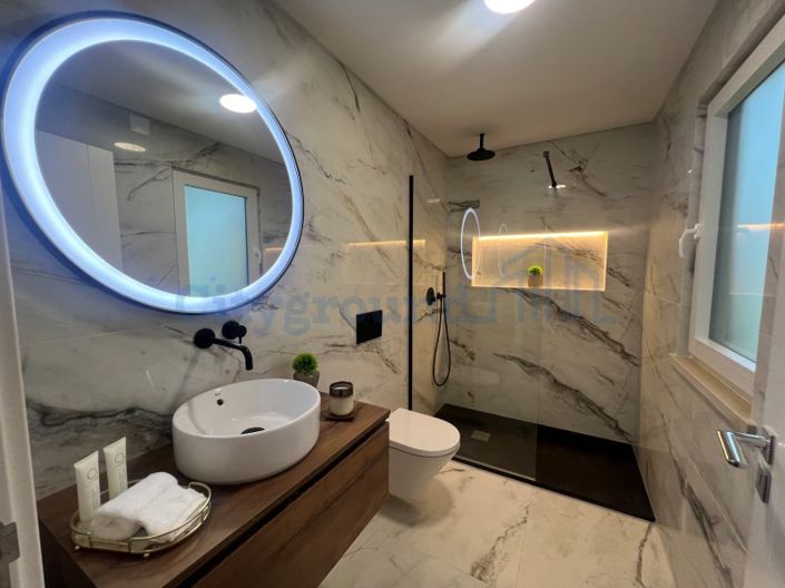 Image No.29-Maison de 4 chambres à vendre à Almada