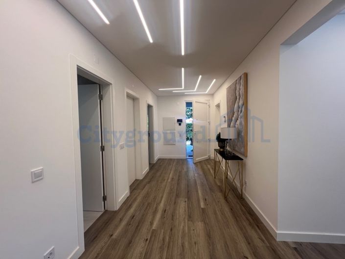 Image No.35-Maison de 4 chambres à vendre à Almada