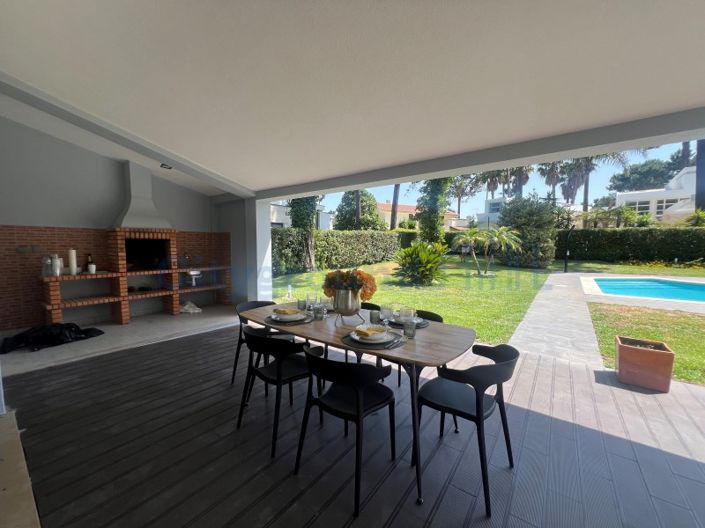 Image No.5-Maison de 4 chambres à vendre à Almada