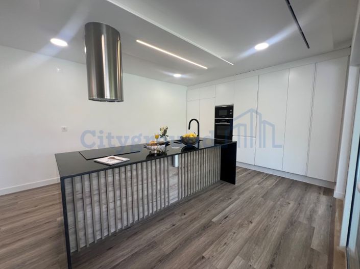 Image No.11-Maison de 4 chambres à vendre à Almada