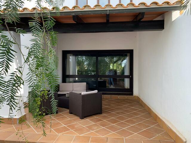 Image No.3-4 Bed Villa for sale