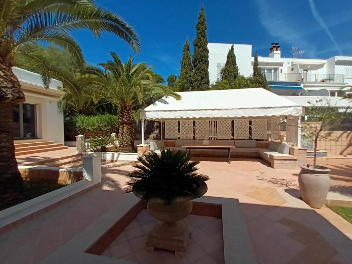 Image No.20-8 Bed House/Villa for sale