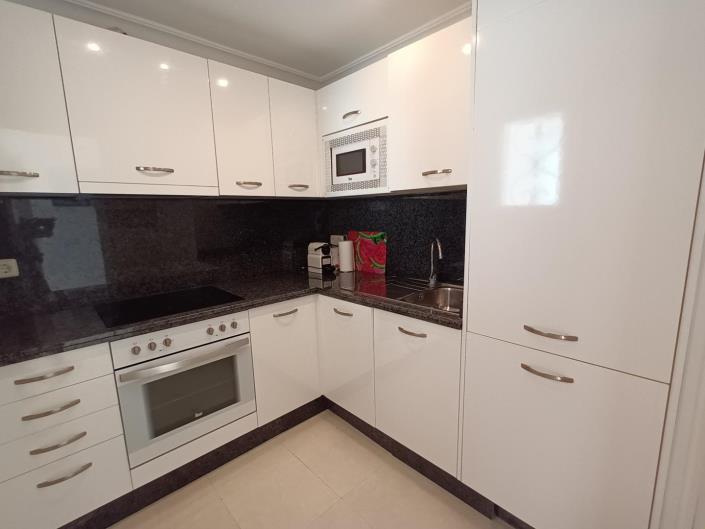 Image No.31-8 Bed House/Villa for sale