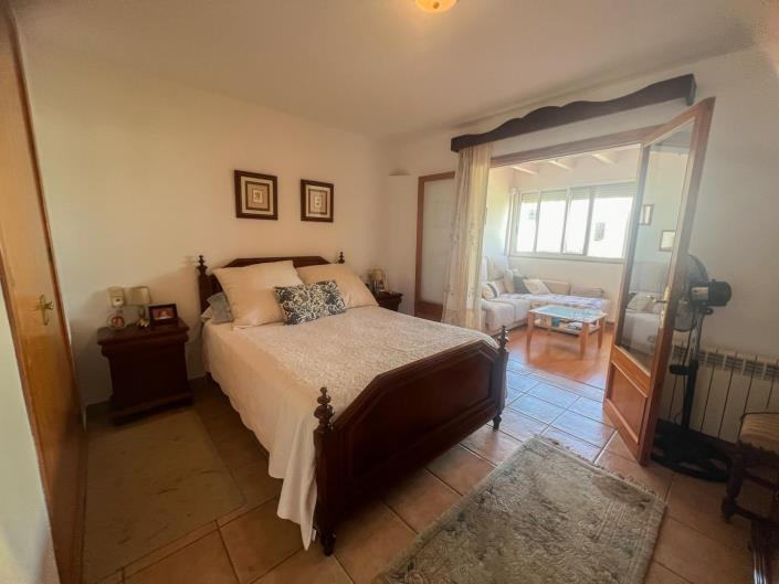 Image No.8-3 Bed Chalet for sale