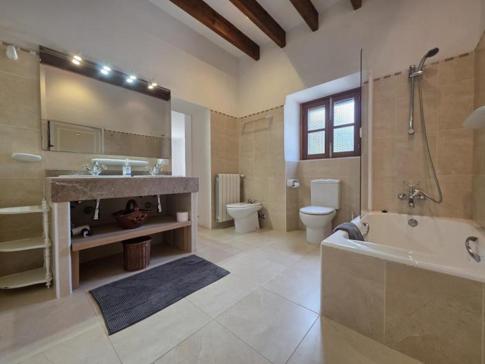 Image No.12-Maison de village de 6 chambres à vendre à Cala d'Or