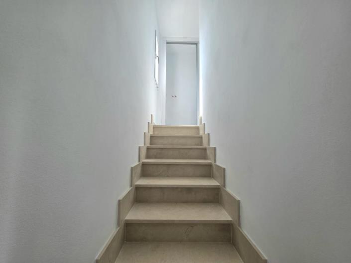 Image No.10-2 Bed Villa for sale