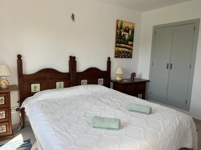 Image No.17-2 Bed Apartment for sale