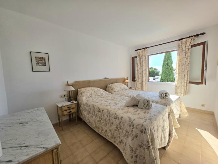 Image No.25-3 Bed Apartment for sale